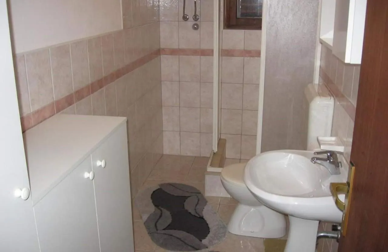 Slavica Nv - Apartment For 8 Persons Novi Vinodolski